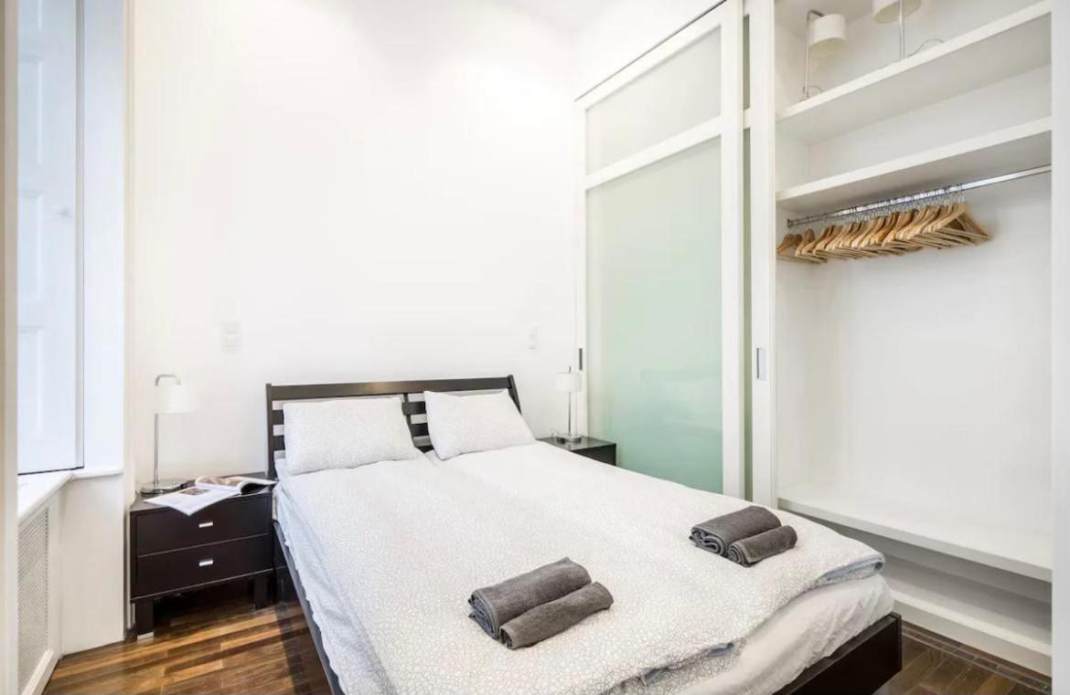 Apartment 4 Bro For Secret Budapest