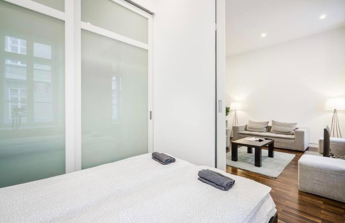 Apartment 4 Bro For Secret